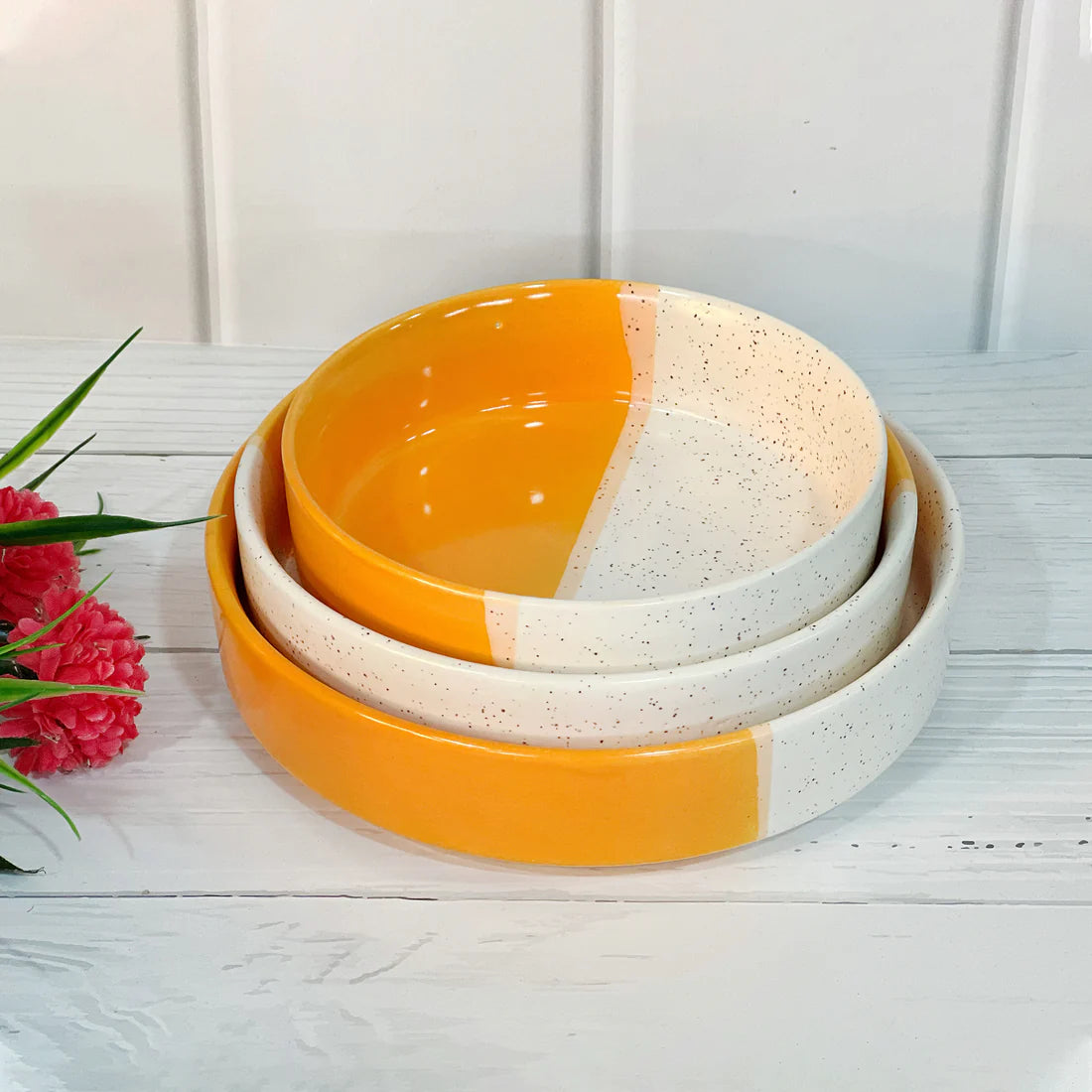 Yellow white bowl set of 3