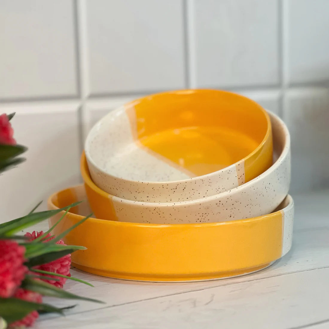 Yellow white bowl set of 3